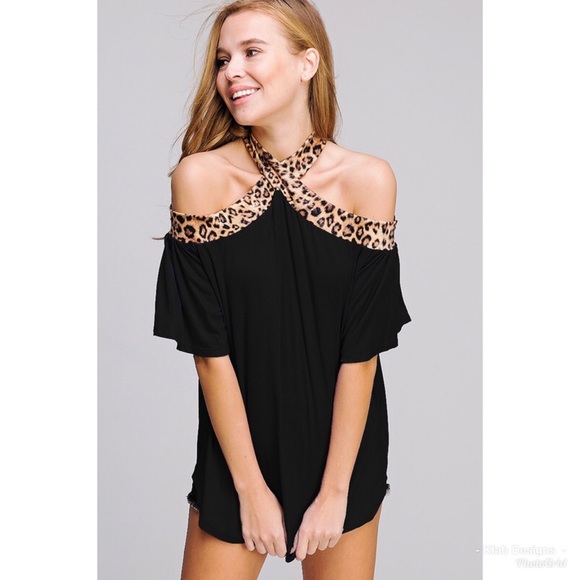 Tops - ❤️LAST 1!  Leopard Flutter Overlap Neck Top!